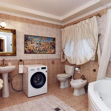 Apartman Royal House Néa Mudaniá