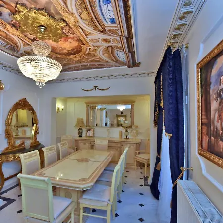 Royal House شقة
