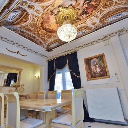 Royal House Apartment Nea Moudania