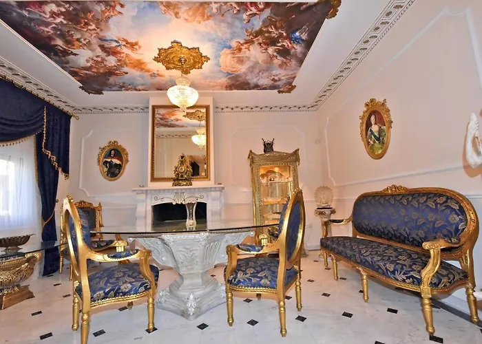 Royal House Διαμέρισμα *