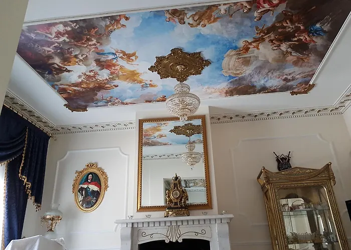 Διαμέρισμα Royal House *