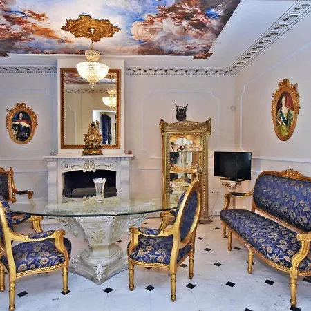 Royal House Nea Moudania