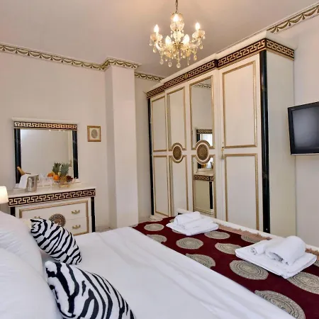Royal House Apartment Nea Moudania