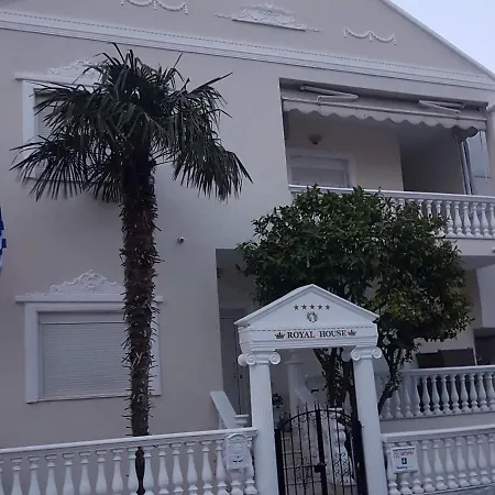 Royal House Lejlighed