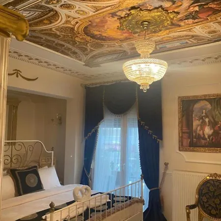 Royal House Apartment Nea Moudania