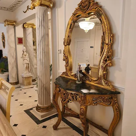 公寓 Royal House